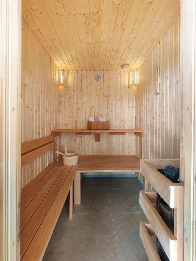 Villa Biser Gacke Sinac Екстериор снимка