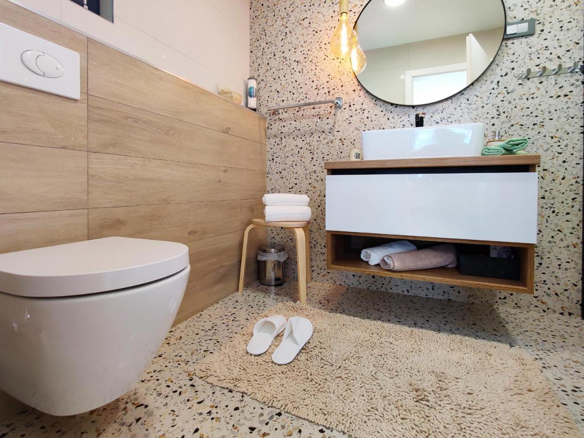 Villa Biser Gacke Sinac Екстериор снимка