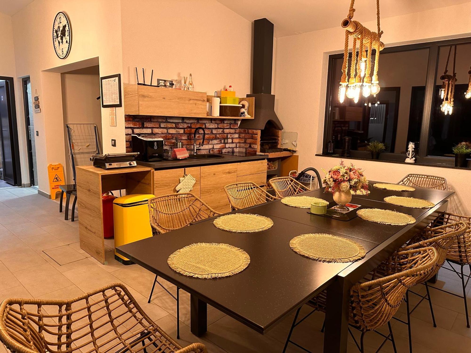 Villa Biser Gacke Sinac Екстериор снимка